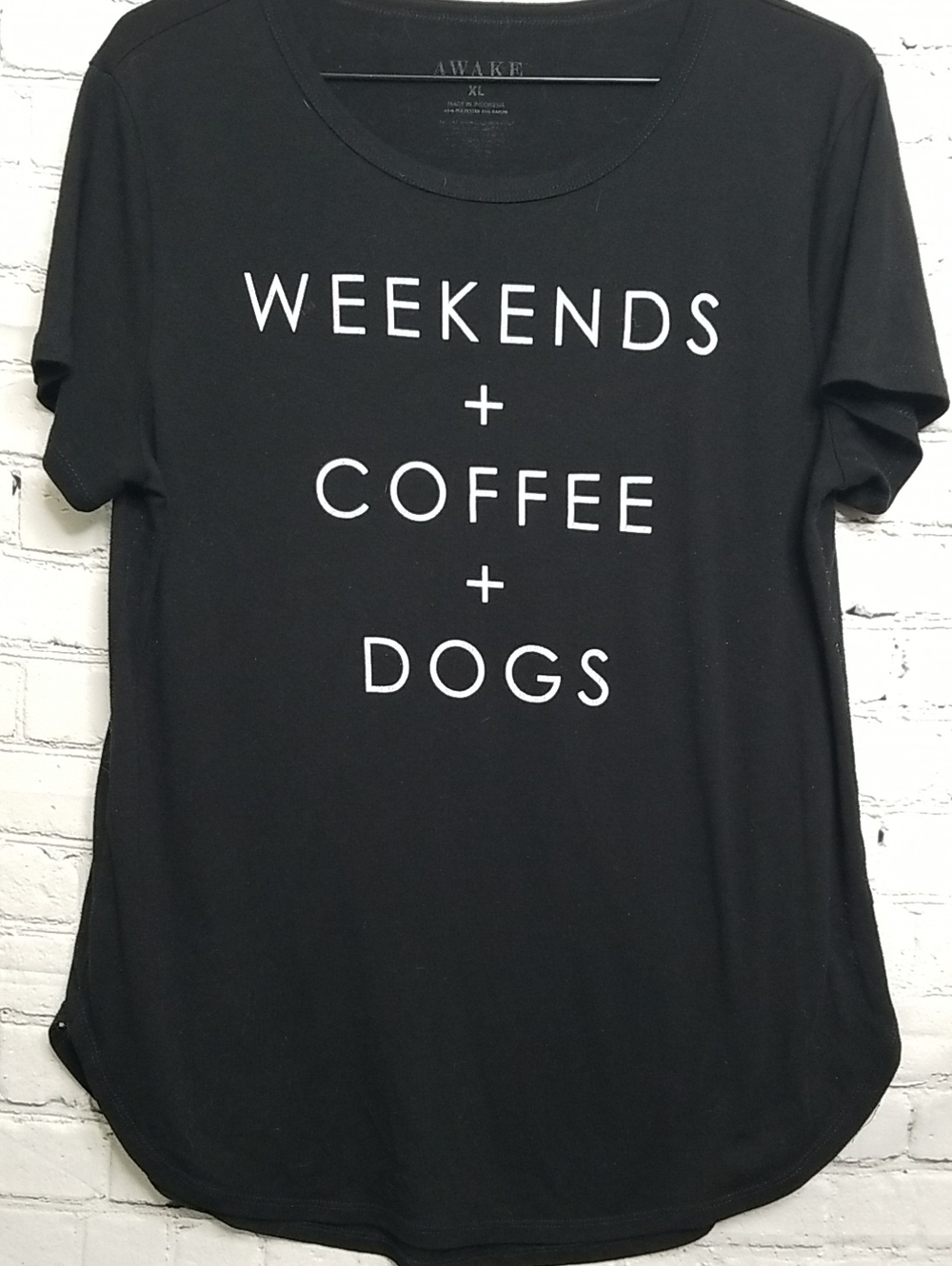 AWAKE womens top size Xlarge black good condition